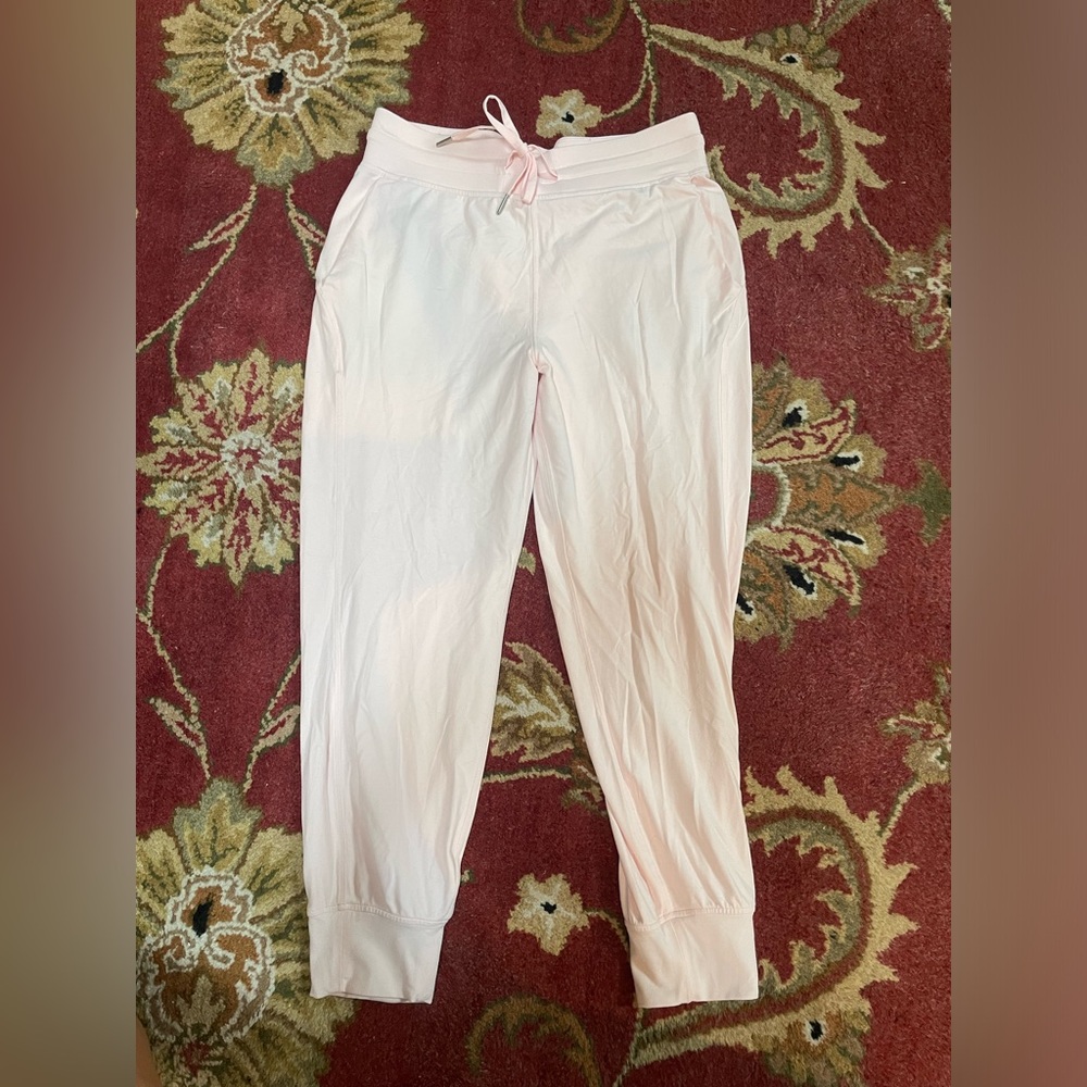 Lululemon pink joggers